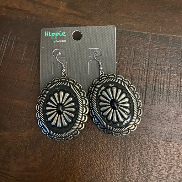 Western Conch Earrings - Picture 1 of 1